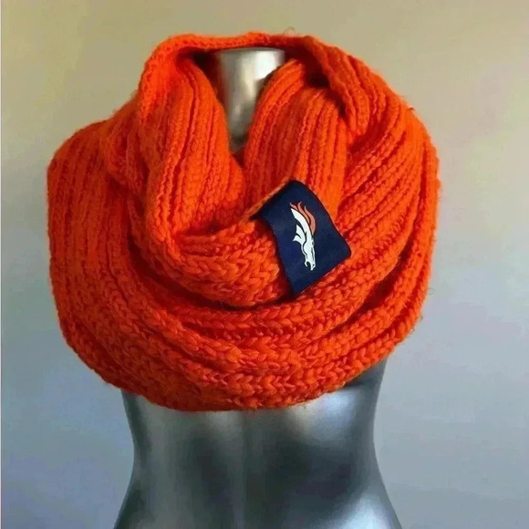 🆕Adult | Denver Broncos Oversized  Infinity Scarf - Picture 5 of 16